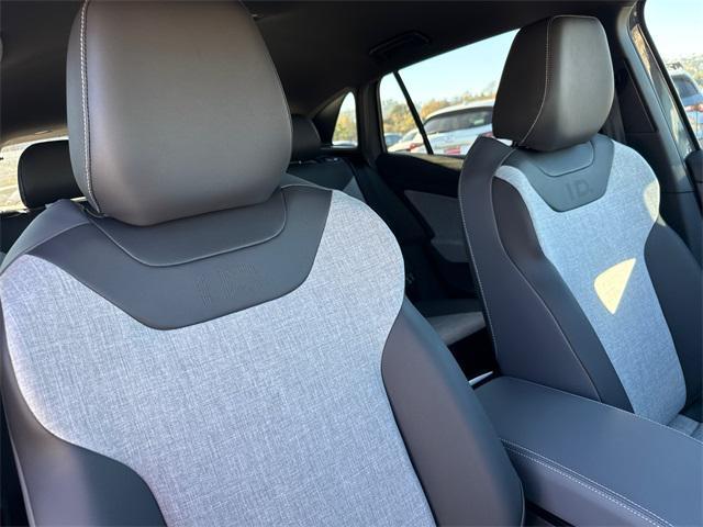 new 2026 Volkswagen ID.4 car, priced at $40,467