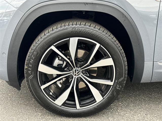 new 2026 Volkswagen Atlas car, priced at $52,792