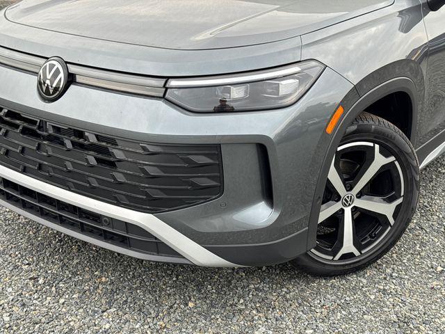 new 2026 Volkswagen Tiguan car, priced at $33,310