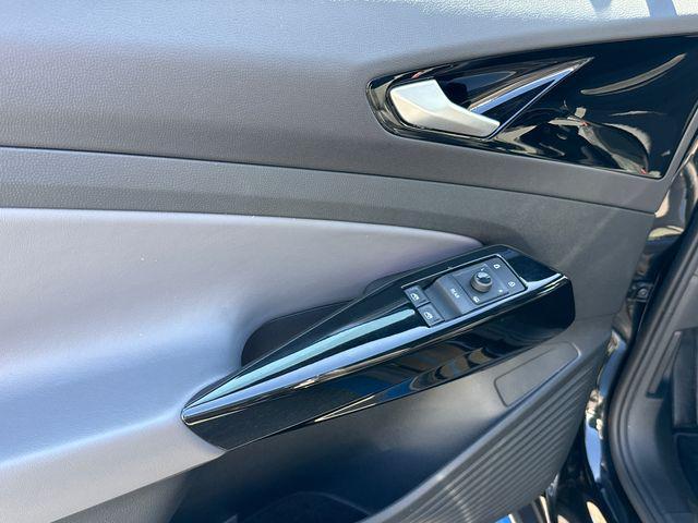used 2022 Volkswagen ID.4 car, priced at $19,399