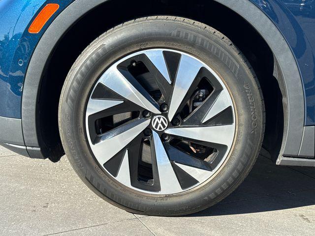 used 2023 Volkswagen ID.4 car, priced at $21,499