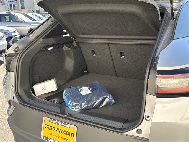 new 2026 Volkswagen ID.4 car, priced at $40,223