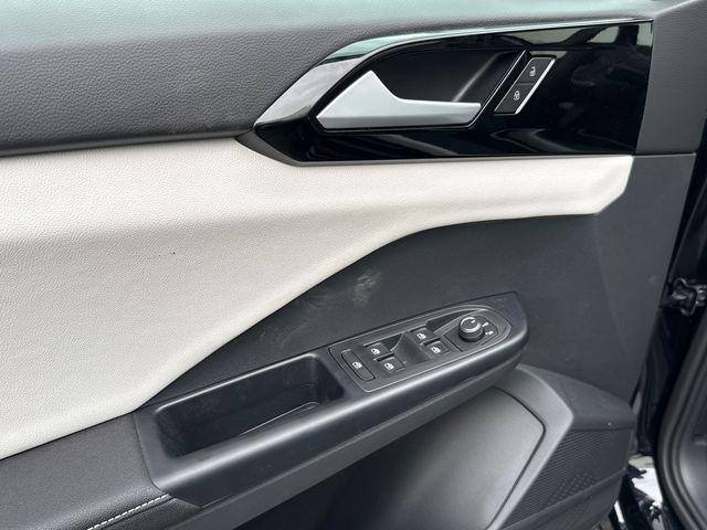 new 2026 Volkswagen Taos car, priced at $27,211