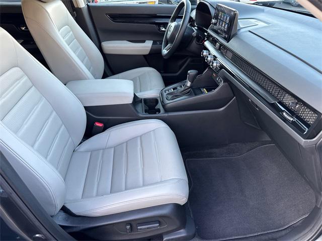used 2025 Honda CR-V car, priced at $31,899