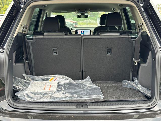 new 2026 Volkswagen Atlas car, priced at $42,612