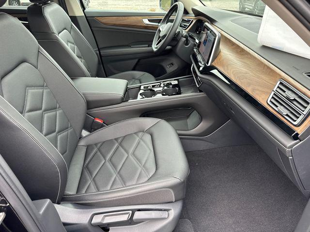 new 2026 Volkswagen Atlas car, priced at $42,612