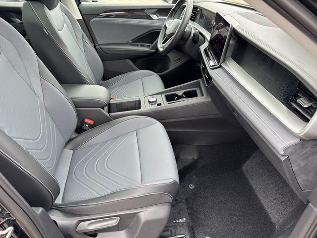 new 2026 Volkswagen Tiguan car, priced at $35,193