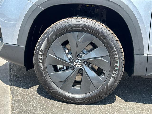 new 2025 Volkswagen Taos car, priced at $22,999