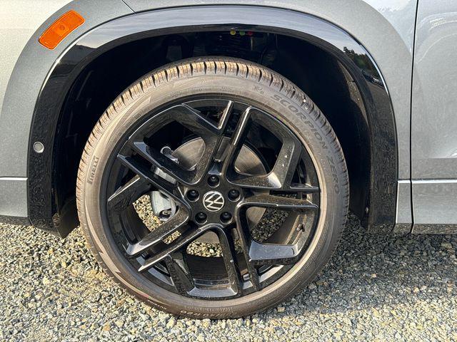 new 2026 Volkswagen Tiguan car, priced at $37,078