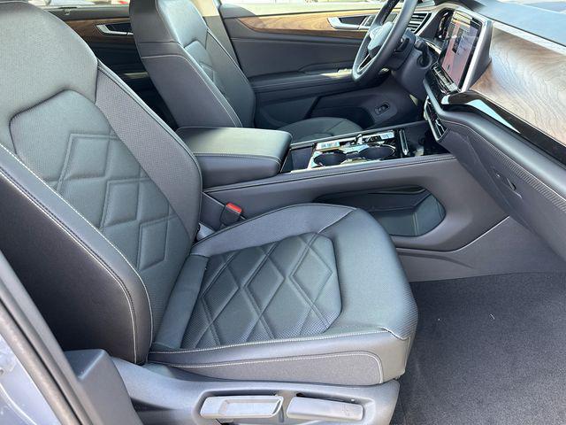 new 2026 Volkswagen Atlas car, priced at $43,788
