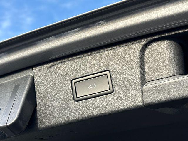 new 2026 Volkswagen Atlas car, priced at $54,773