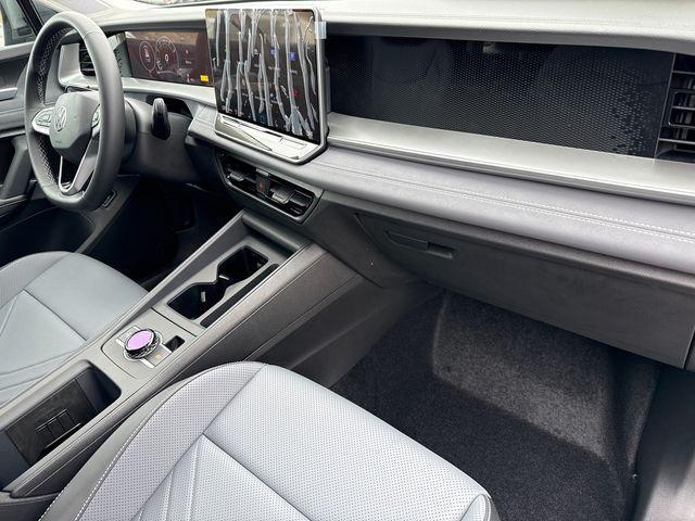 new 2026 Volkswagen Tiguan car, priced at $32,139