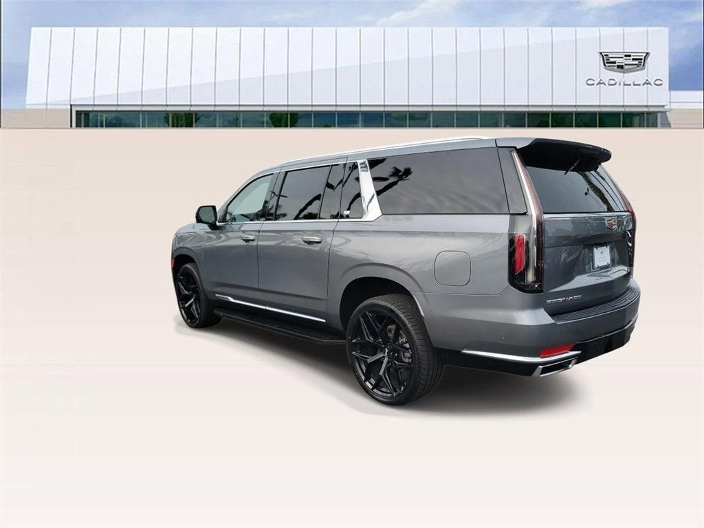used 2021 Cadillac Escalade ESV car, priced at $61,995