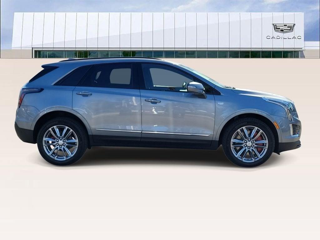 used 2025 Cadillac XT5 car, priced at $55,995