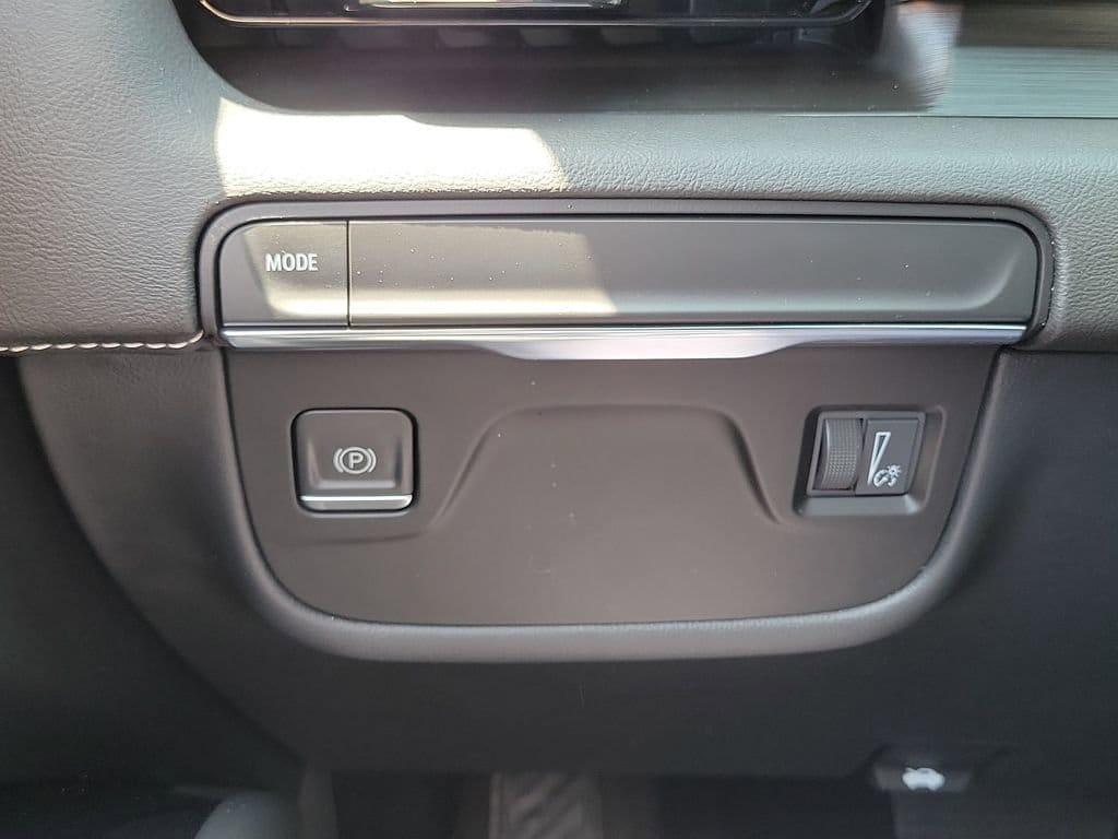 used 2022 Cadillac Escalade car, priced at $72,995