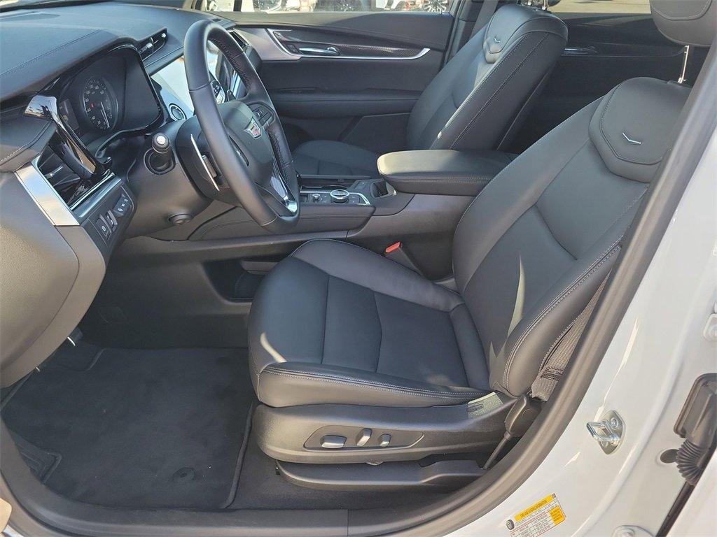 used 2025 Cadillac XT6 car, priced at $64,995