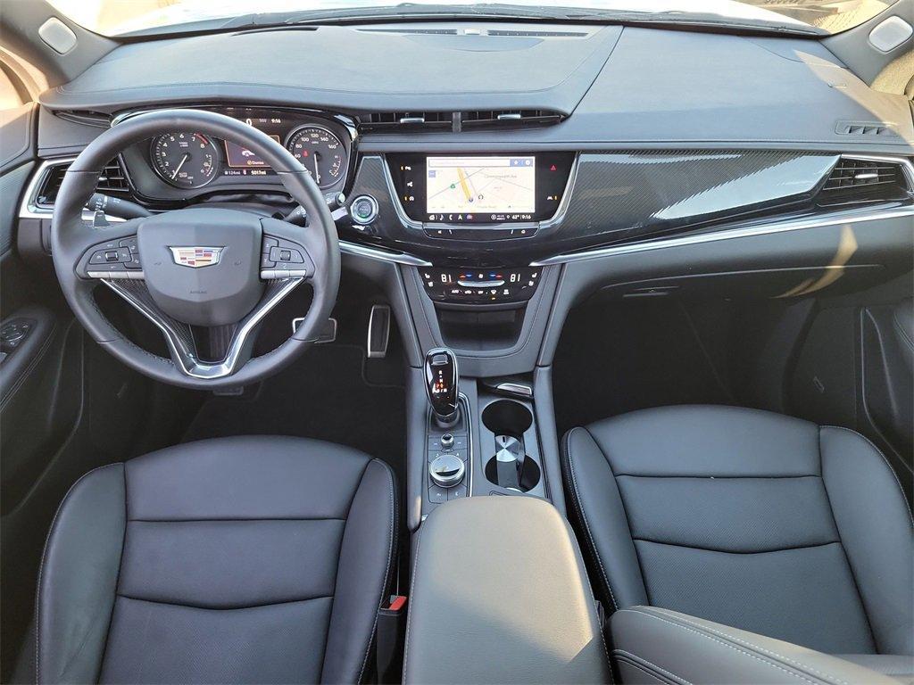 used 2025 Cadillac XT6 car, priced at $64,995