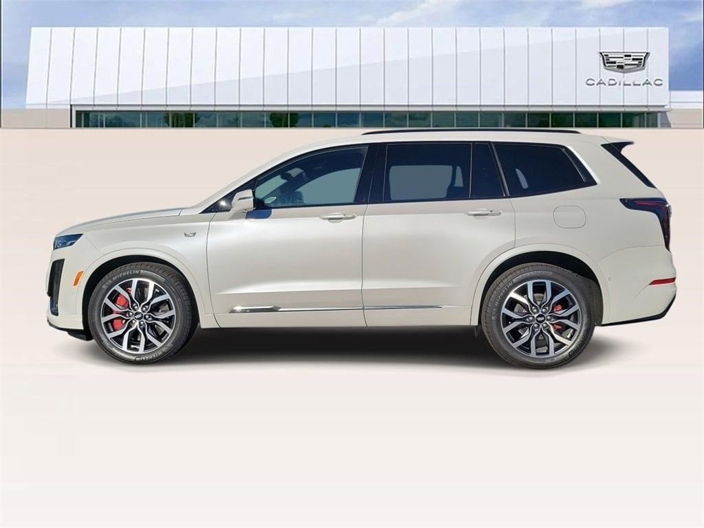 used 2025 Cadillac XT6 car, priced at $64,995