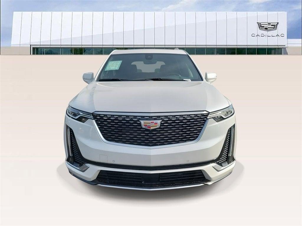 used 2025 Cadillac XT6 car, priced at $53,450