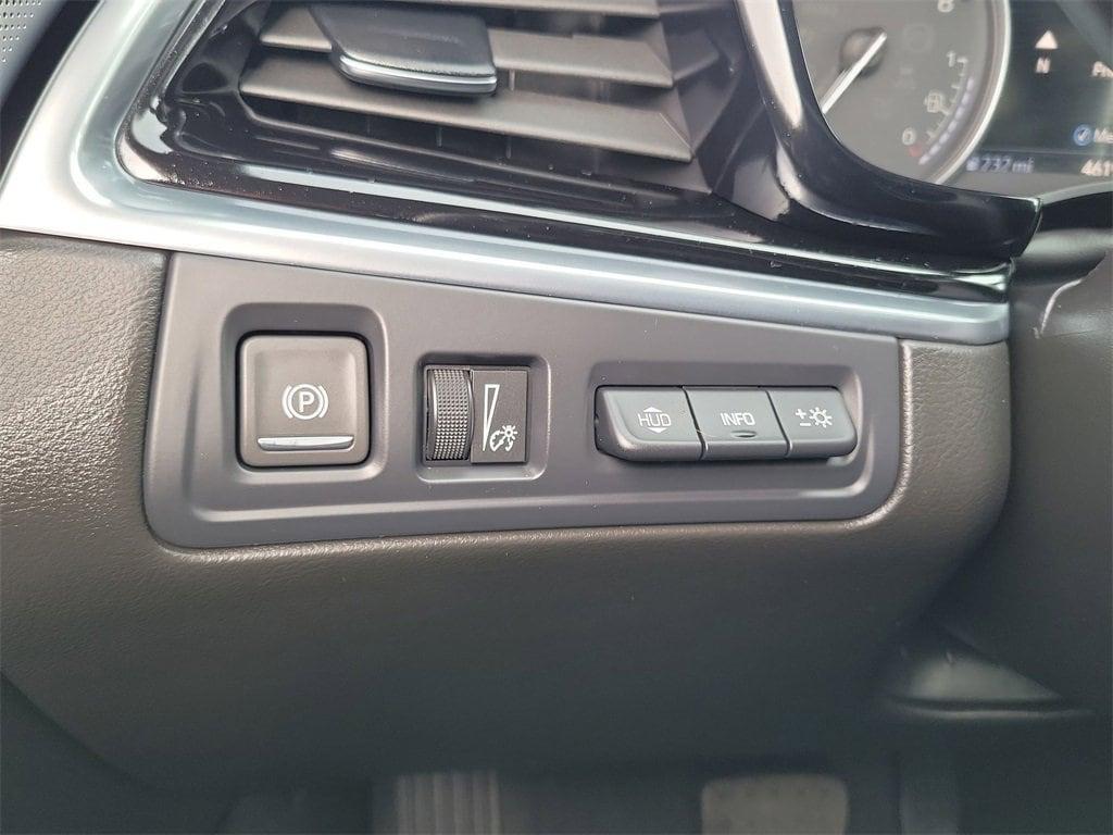 used 2025 Cadillac XT6 car, priced at $54,995