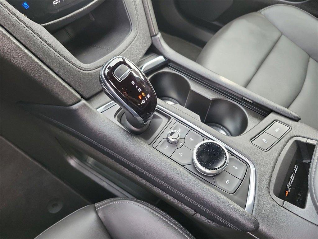 used 2025 Cadillac XT6 car, priced at $54,995