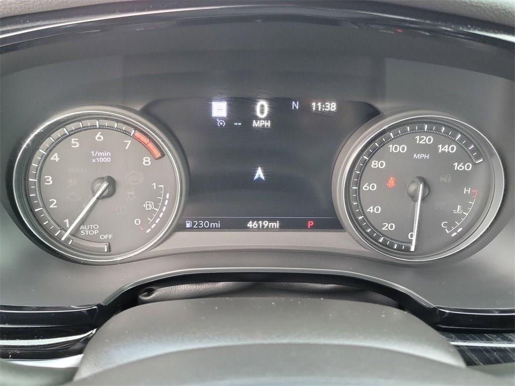 used 2025 Cadillac XT6 car, priced at $54,995