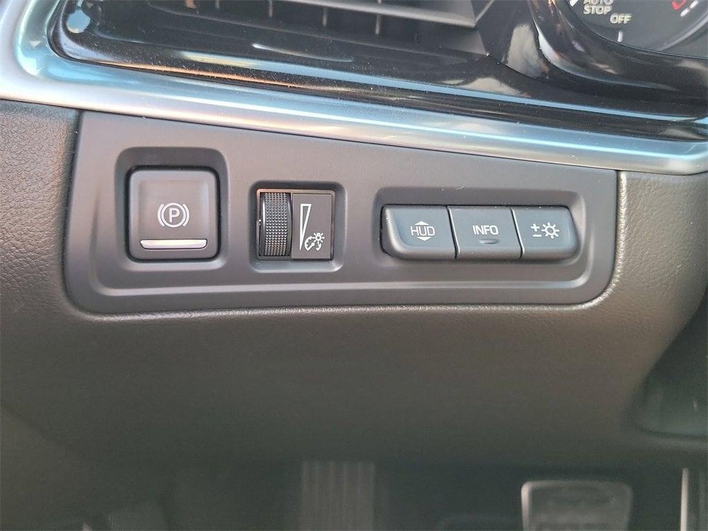 used 2023 Cadillac XT6 car, priced at $39,995