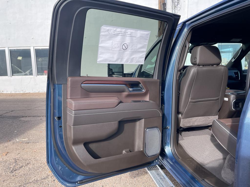 new 2026 GMC Sierra 2500 car, priced at $87,040