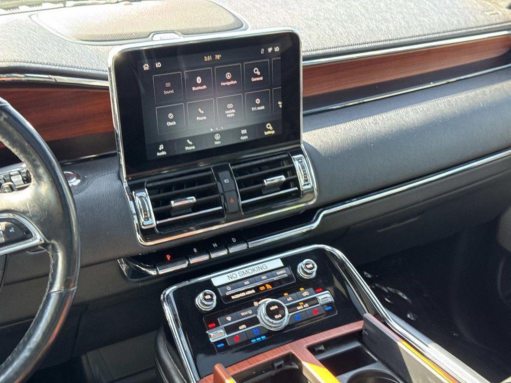 used 2021 Lincoln Navigator car, priced at $46,900