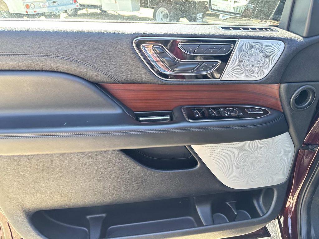 used 2021 Lincoln Navigator car, priced at $46,900