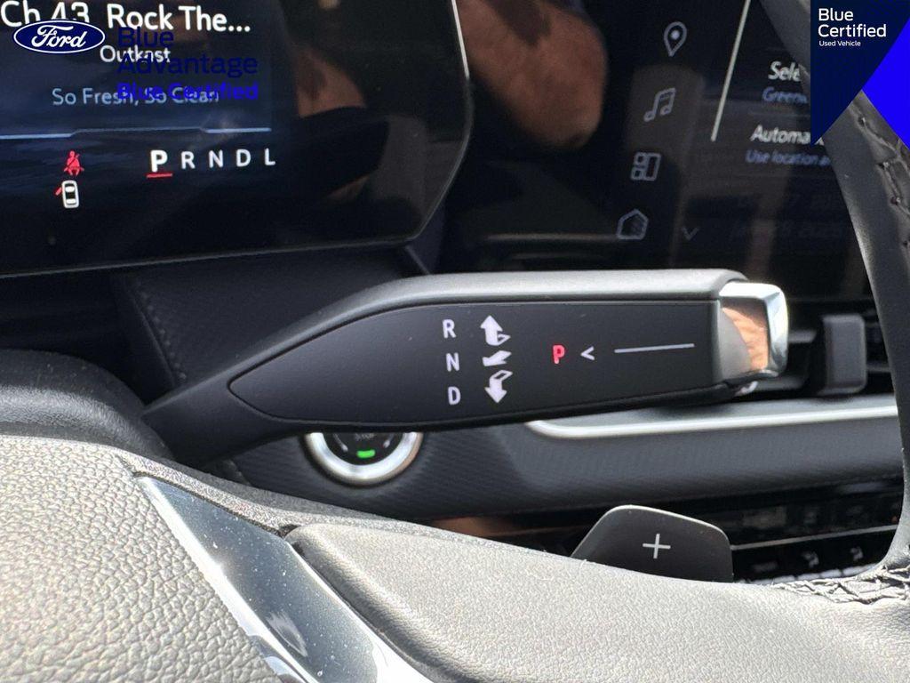 used 2025 Chevrolet Equinox car, priced at $21,998
