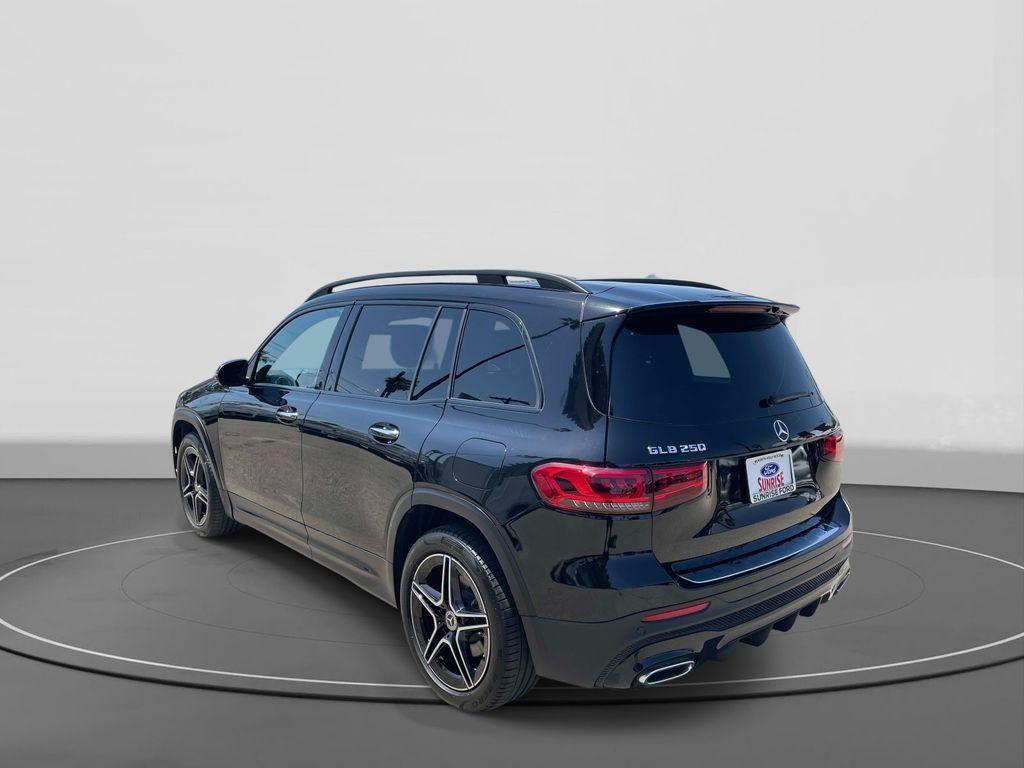 used 2023 Mercedes-Benz GLB 250 car, priced at $30,500