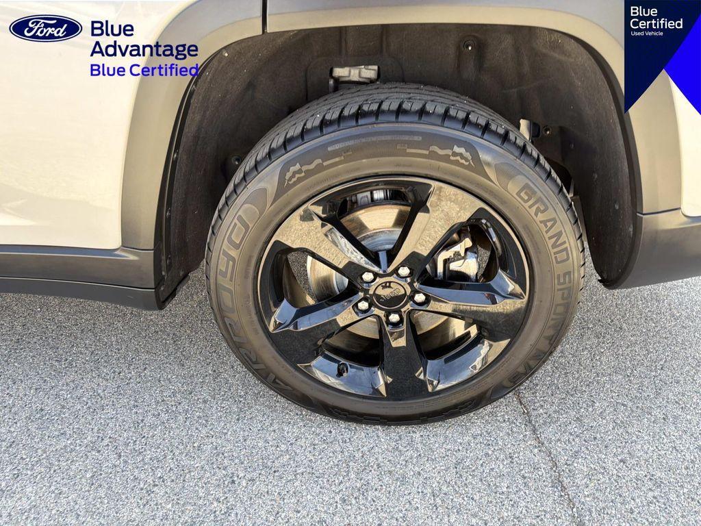 used 2021 Jeep Grand Cherokee L car, priced at $23,800