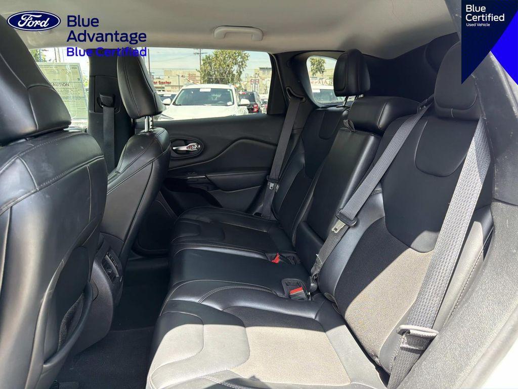 used 2020 Jeep Cherokee car, priced at $17,085