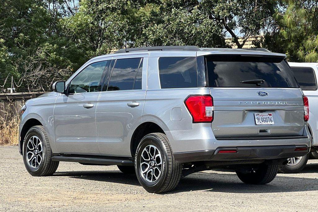used 2024 Ford Expedition car, priced at $42,350