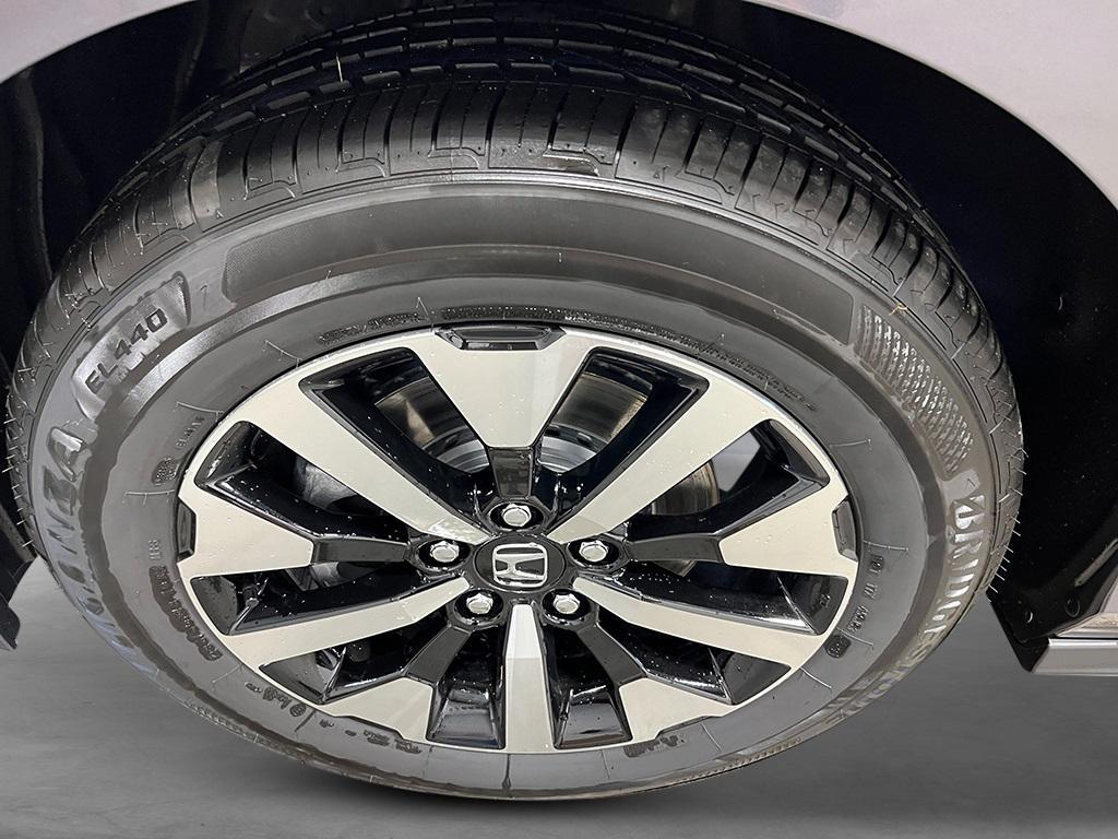 new 2026 Honda Odyssey car, priced at $41,637