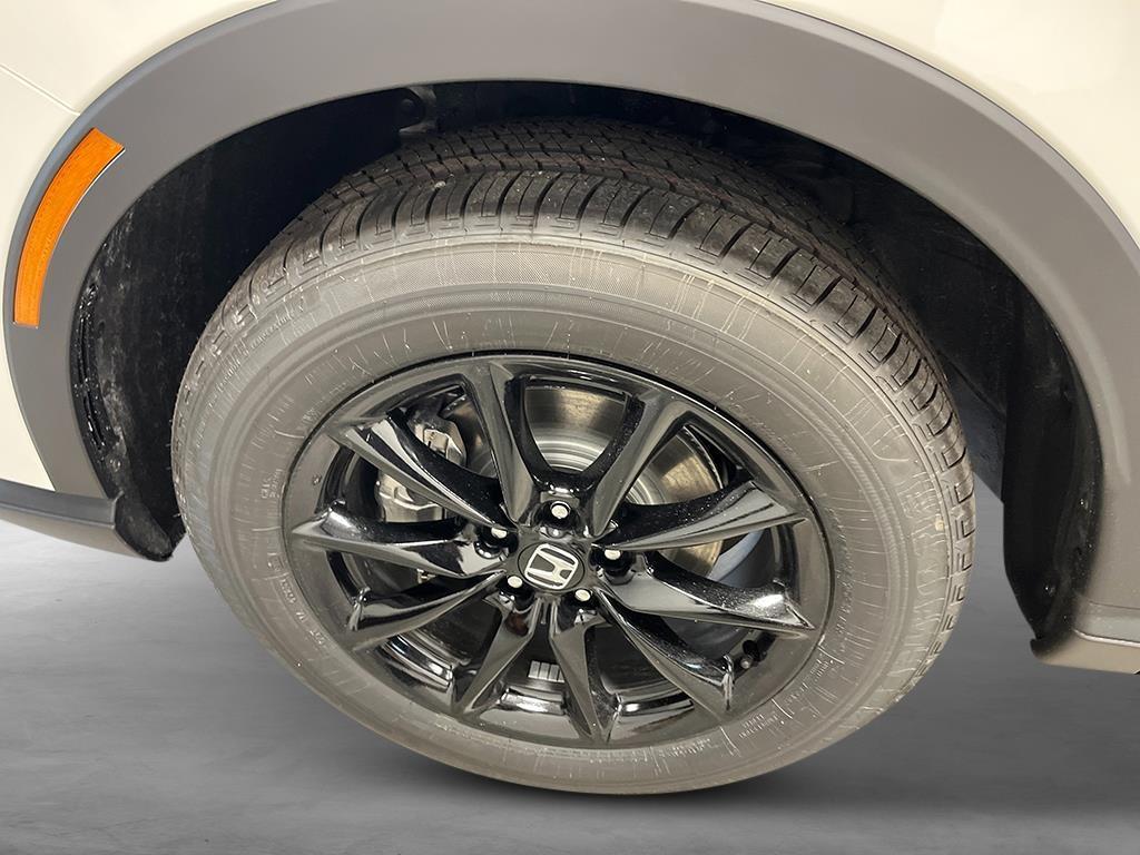 new 2026 Honda CR-V Hybrid car, priced at $40,015