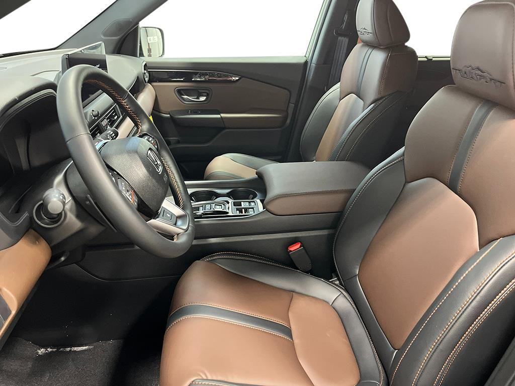 new 2026 Honda Pilot car, priced at $49,192