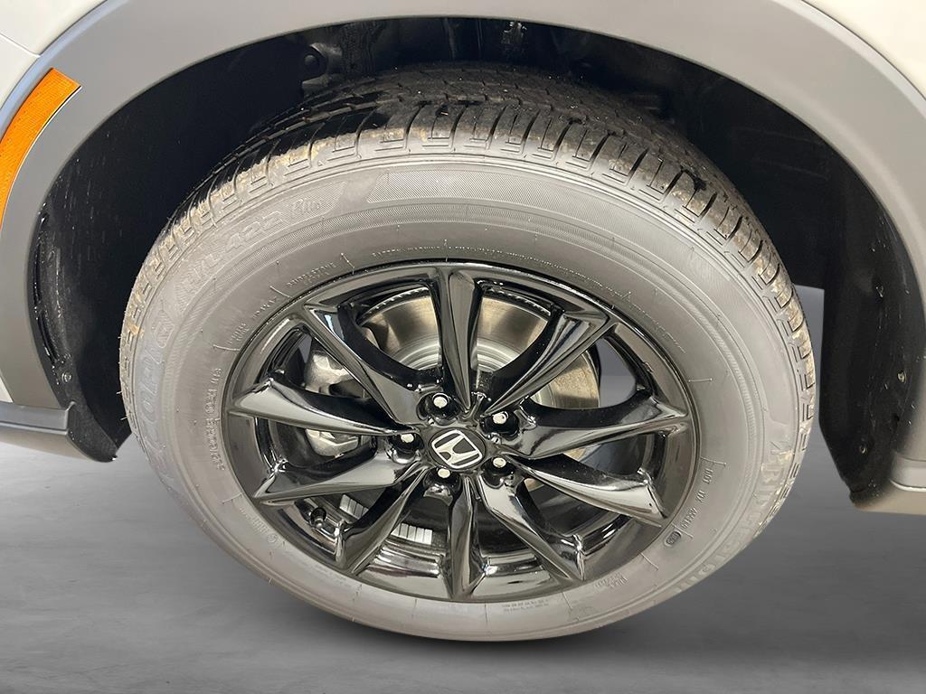 new 2026 Honda CR-V Hybrid car, priced at $39,583