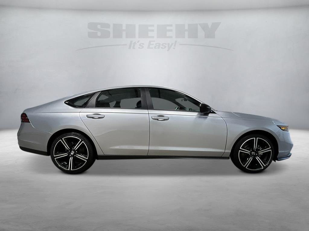 new 2026 Honda Accord Hybrid car, priced at $33,402