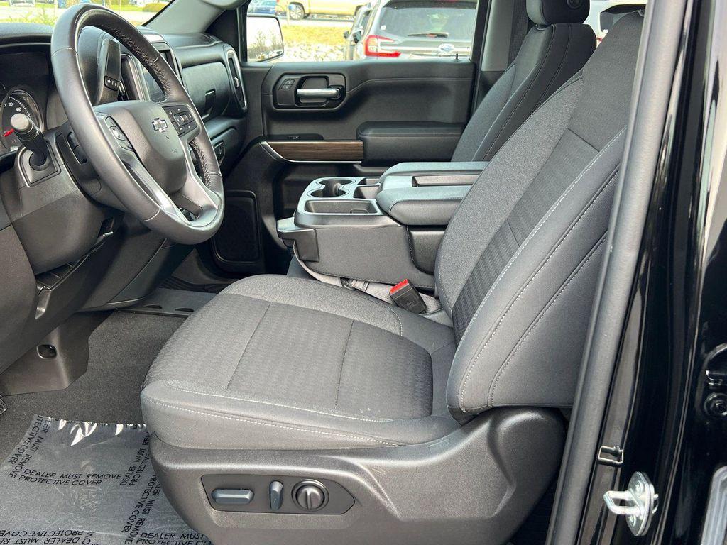 used 2022 Chevrolet Silverado 1500 Limited car, priced at $31,979