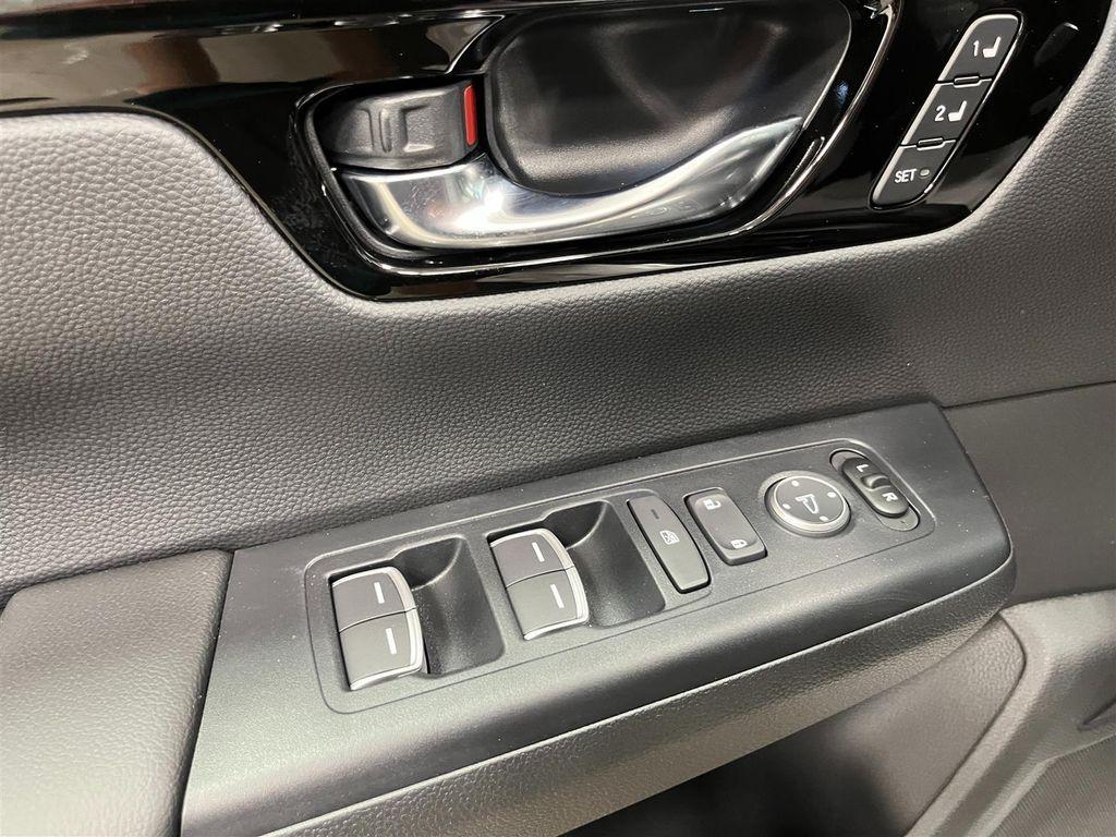 new 2026 Honda CR-V Hybrid car, priced at $41,000