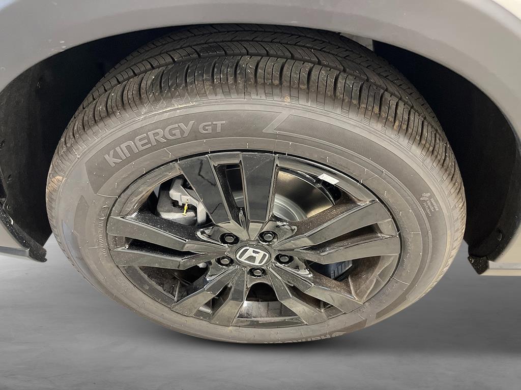 new 2026 Honda HR-V car, priced at $30,283