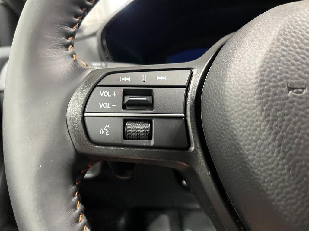 new 2026 Honda CR-V Hybrid car, priced at $39,583