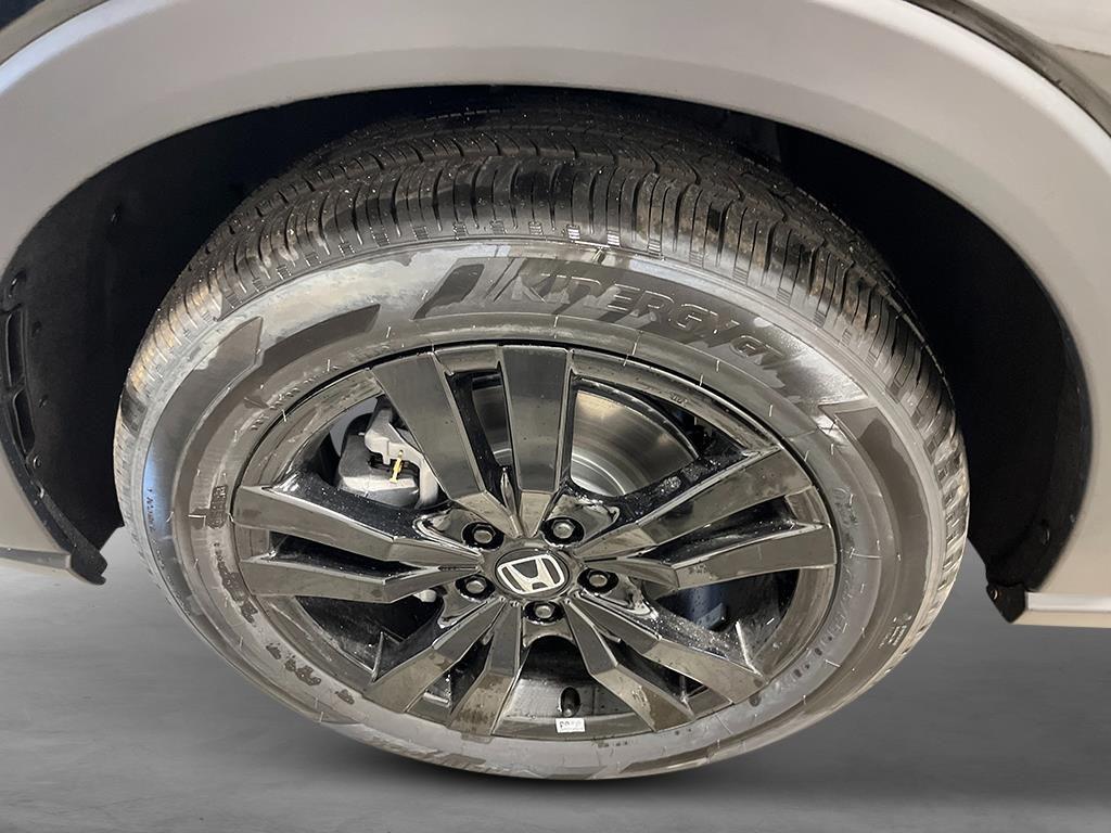 new 2026 Honda HR-V car, priced at $31,250