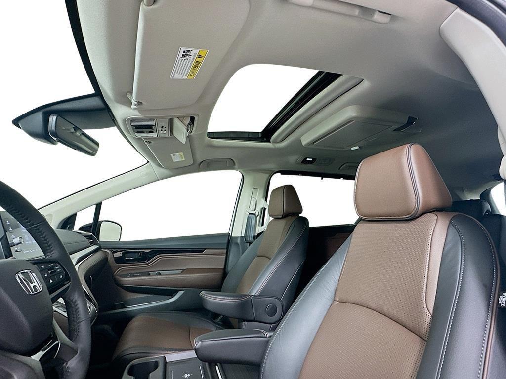 new 2026 Honda Odyssey car, priced at $50,237