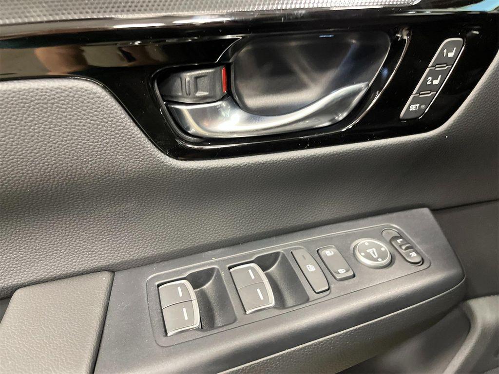 new 2026 Honda CR-V Hybrid car, priced at $41,455