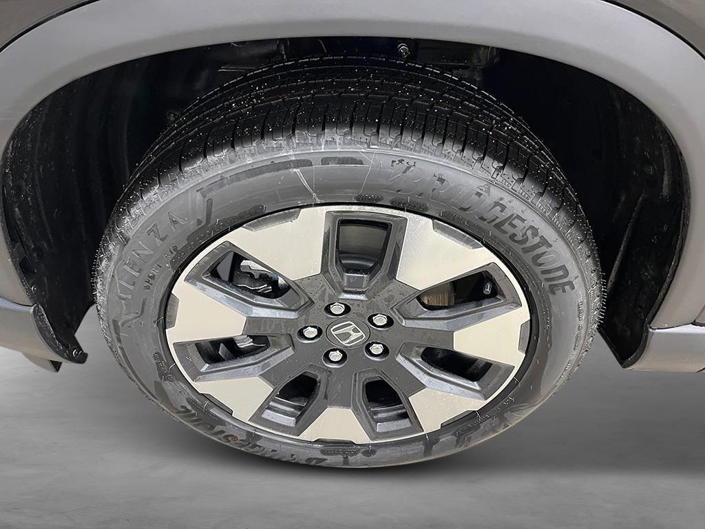 new 2026 Honda Pilot car, priced at $48,656