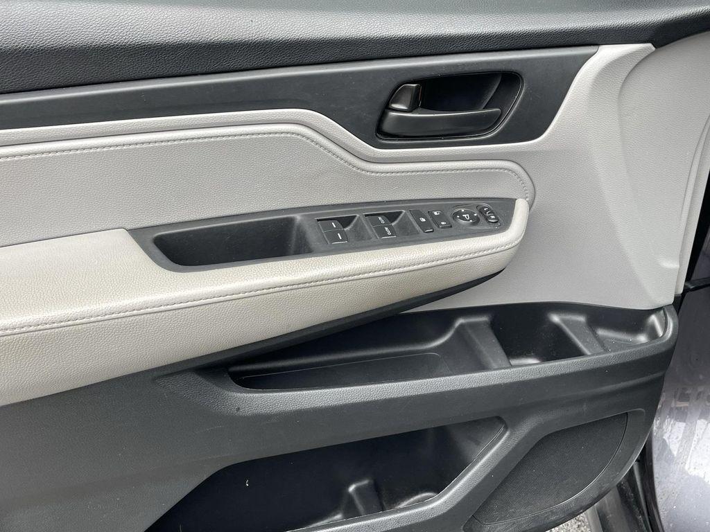 used 2021 Honda Odyssey car, priced at $18,797