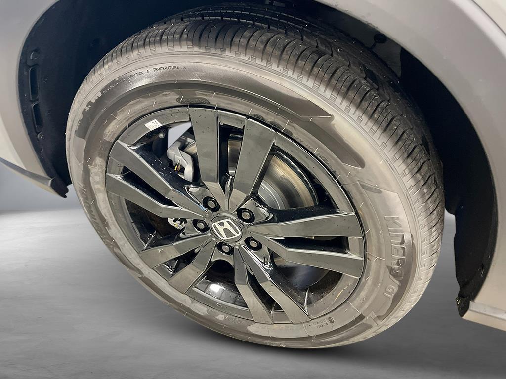 new 2026 Honda HR-V car, priced at $30,283